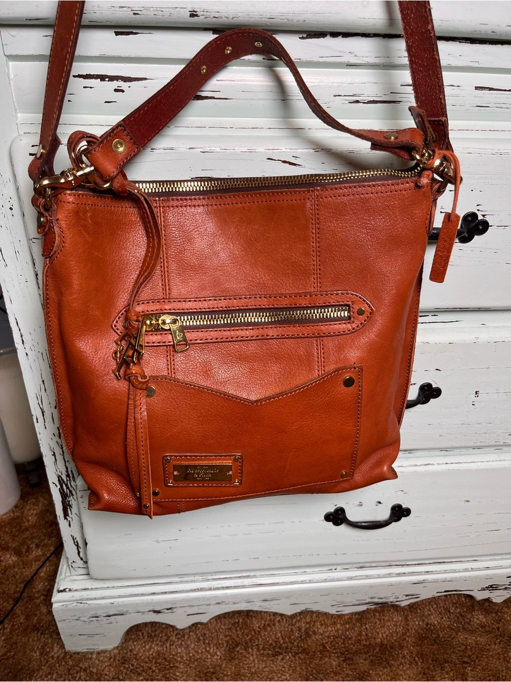 Abercrombie & Fitch Vintage Genuine Leather Shoulder Bag in Cognac.